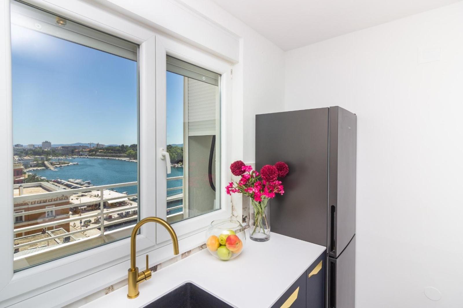 Sea View Mia Apartment Just Renovated Zadar Exterior photo